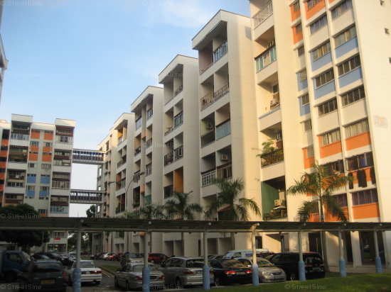 Blk 717 Bedok Reservoir Garden (Bedok), HDB Executive #195552